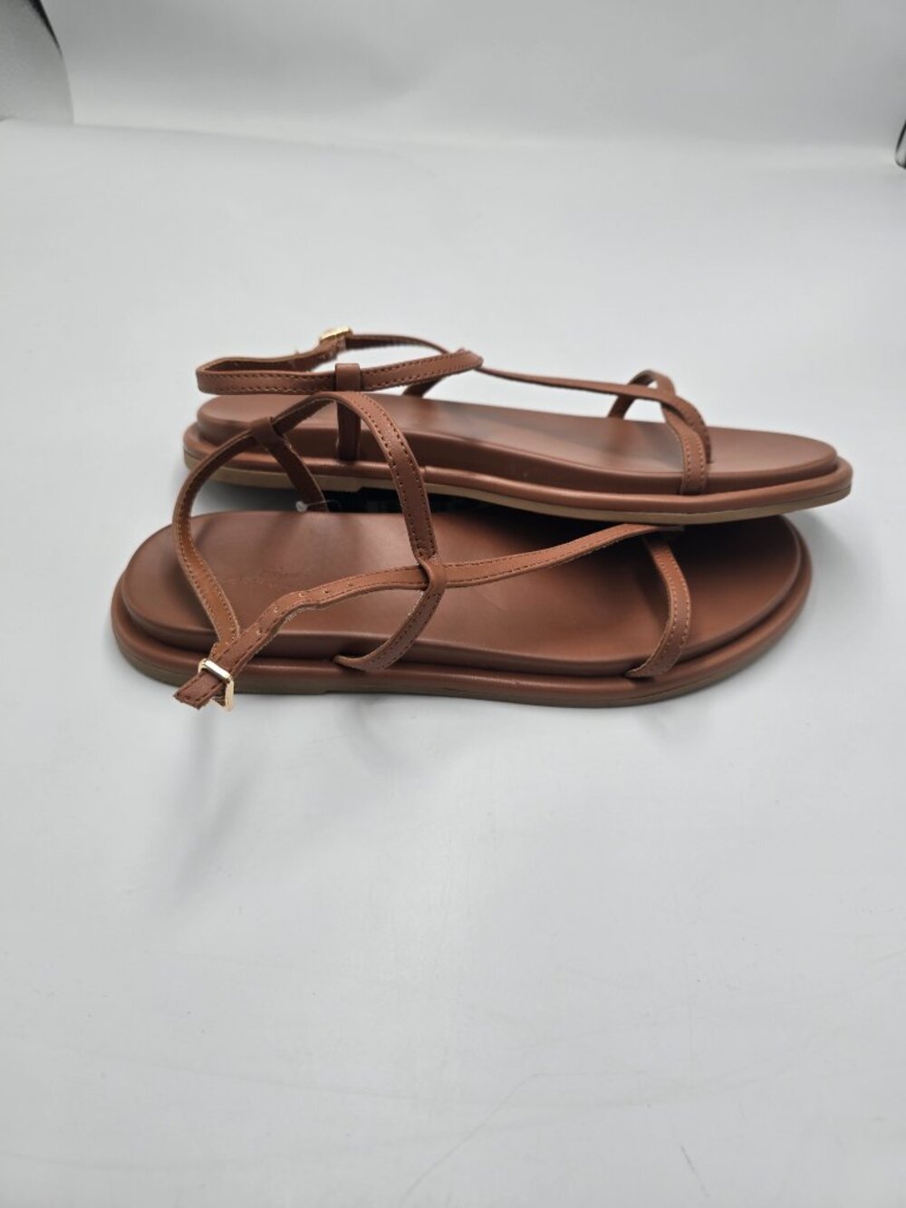 Universal Thread sandals - Picture 2 of 3